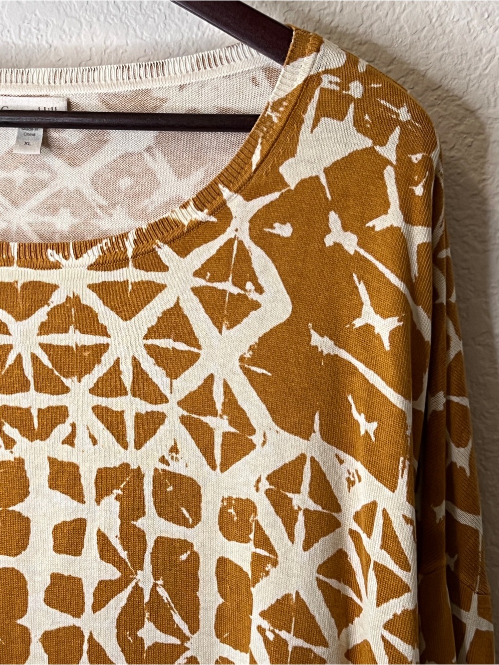 Garnet Hill Batik Mustard & Cream Geometric Boatneck Silk Blend Sweater Size XL - Picture 4 of 10